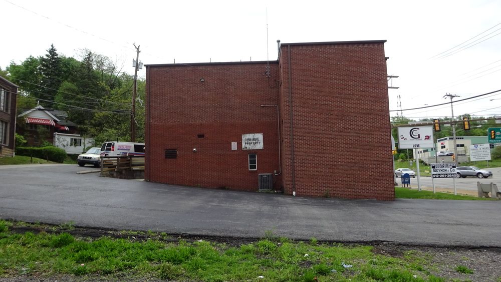 Office/Flex Space: 500 Ardmore Boulevard, Pittsburgh, PA 15221